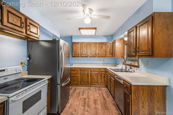 117 Lawton ST, Mason, MI 48854