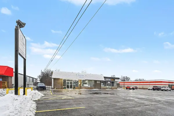 306 S Cedar ST, Mason, MI 48854