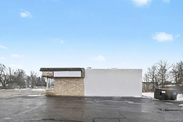 306 S Cedar ST, Mason, MI 48854