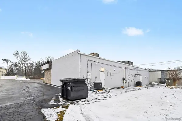 306 S Cedar ST, Mason, MI 48854