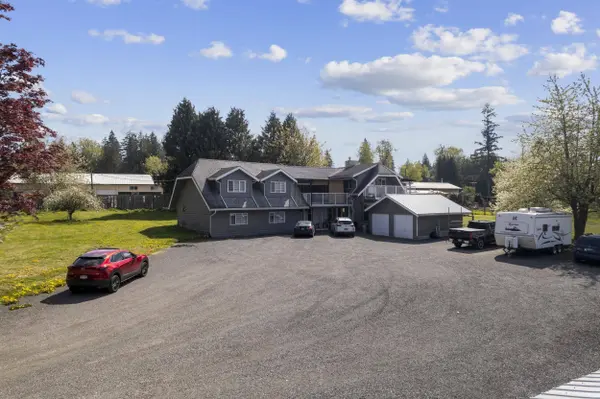 25412 58 AVE, Langley, BC V4W 1G7