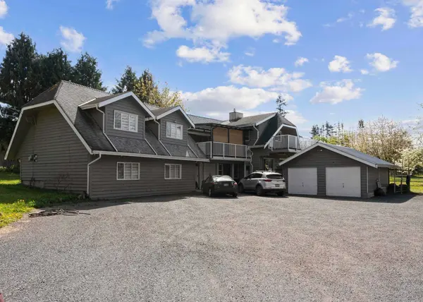 25412 58 AVE, Langley, BC V4W 1G7