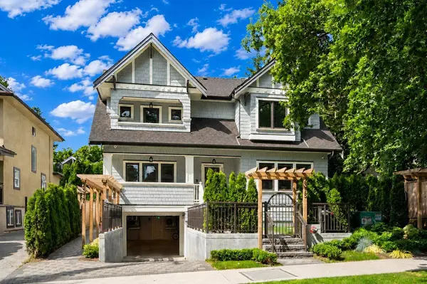 2373 W 7th AVE, Vancouver, BC V6K 1Y4