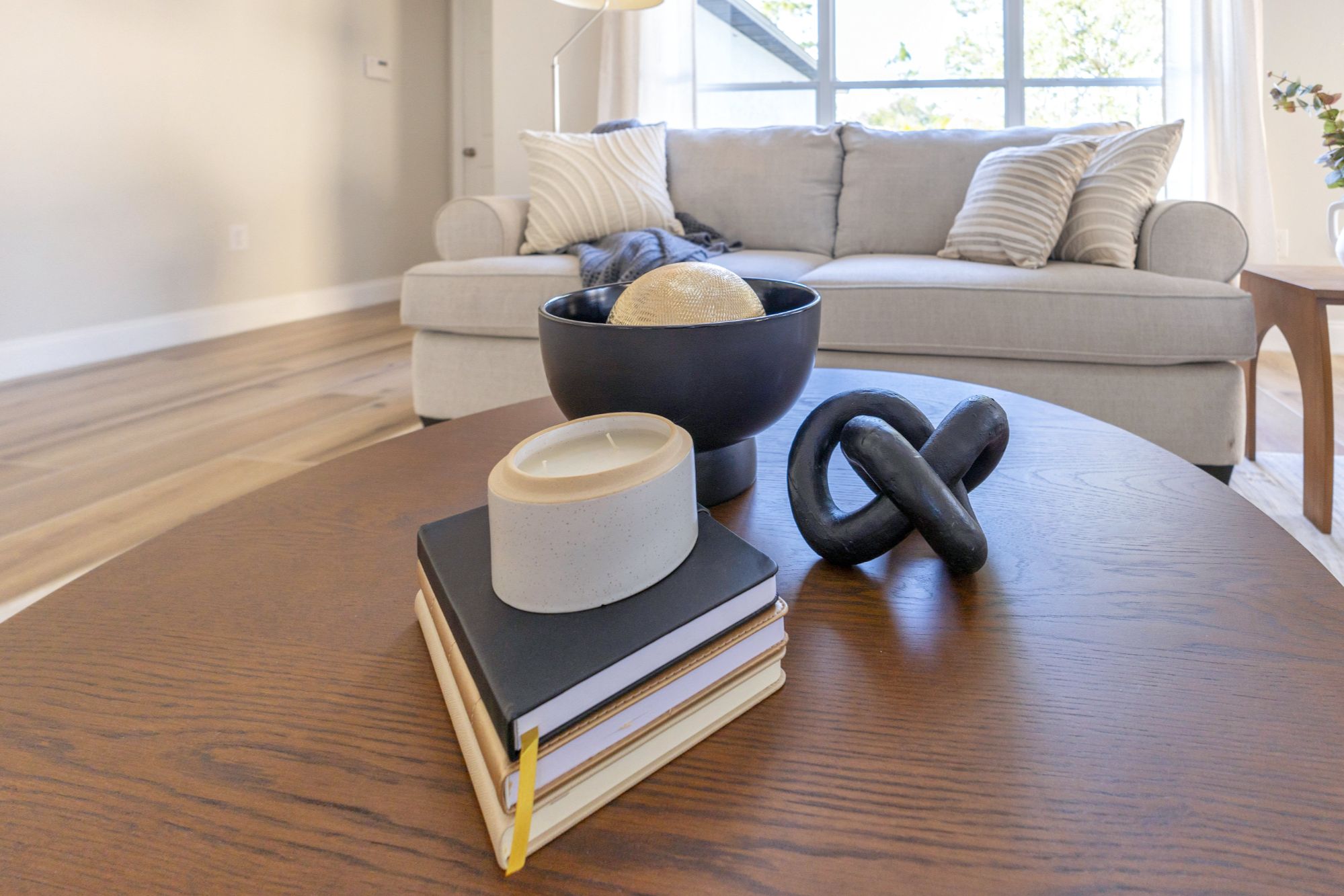 13655 Podocarpus Ln — interior