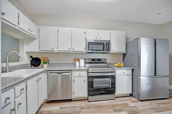 604 CHESTNUT OAK CIR #106, Altamonte Springs, FL 32701