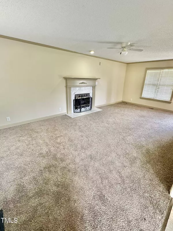 1905 Nc 111, Goldsboro, NC 27530