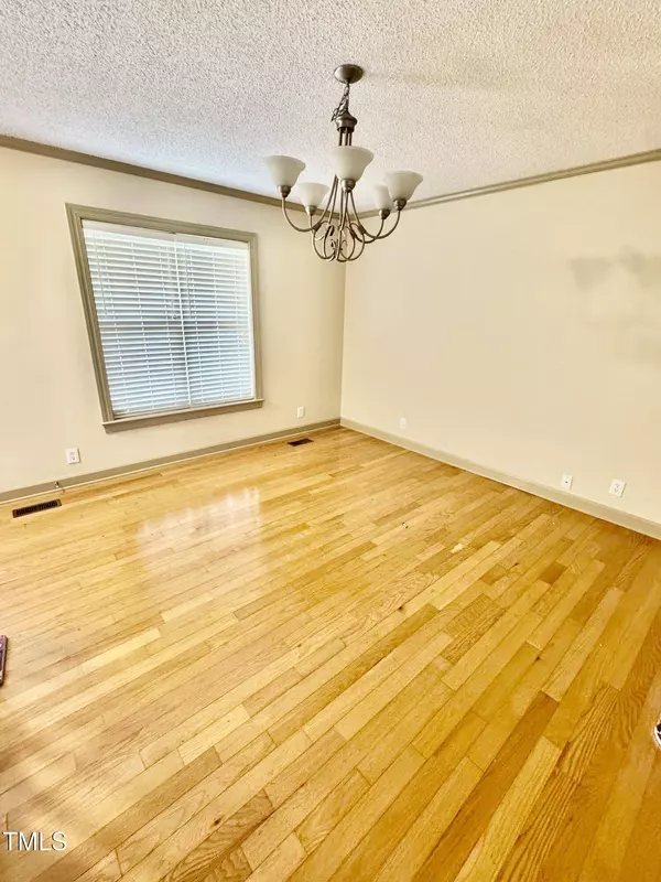 1905 Nc 111, Goldsboro, NC 27530