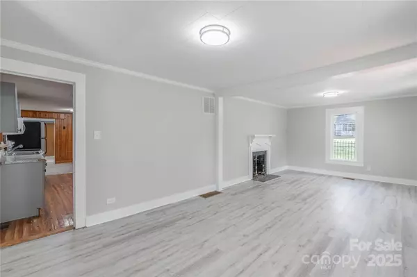 589 Lippard Farm RD, Statesville, NC 28625