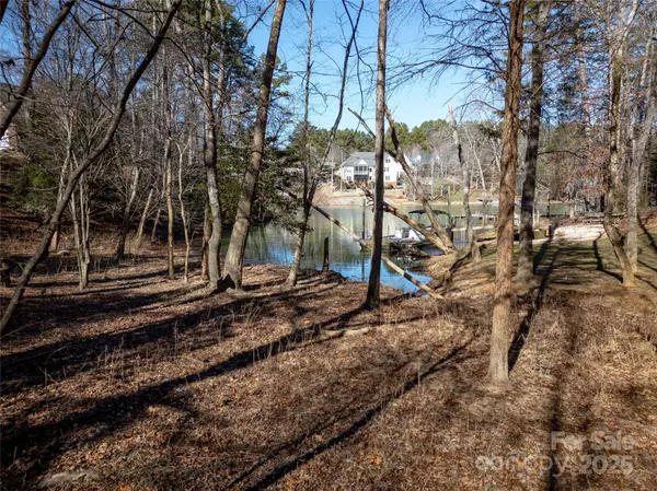 274 Rivercliff DR, Stony Point, NC 28678