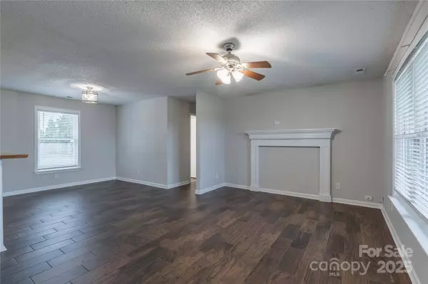 133 Pheasant Run RD, Troutman, NC 28166