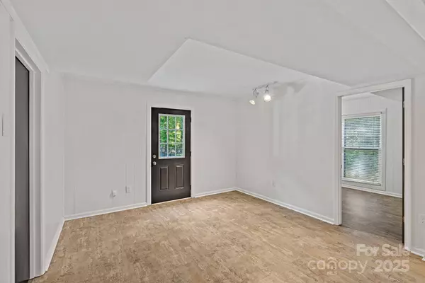 726 Charter PL, Charlotte, NC 28211