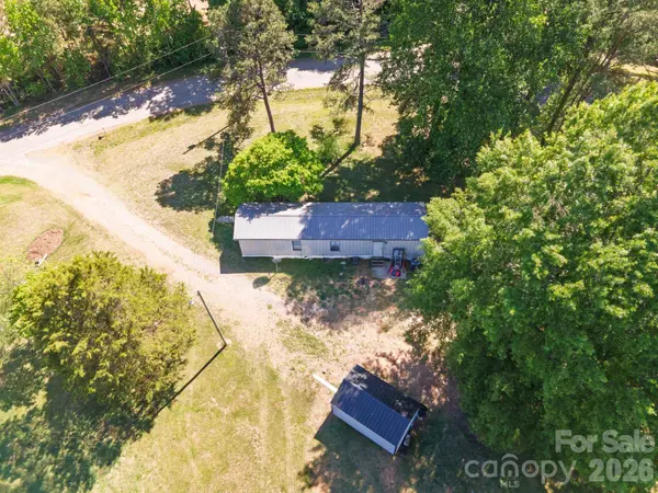 142 & 146 Delaware RD, Statesville, NC 28625