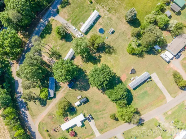 142 & 146 Delaware RD, Statesville, NC 28625