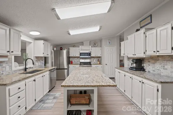 1855 Burris RD, Conover, NC 28613