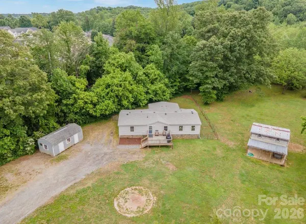 1855 Burris RD, Conover, NC 28613