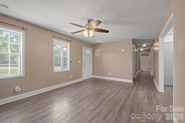 114 Glenwood Valley DR, Harmony, NC 28634