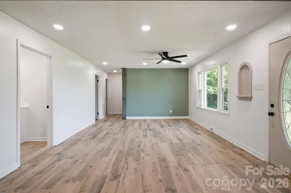 112 Summers Farm RD, Statesville, NC 28625