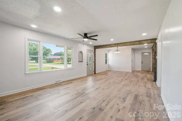 112 Summers Farm RD, Statesville, NC 28625