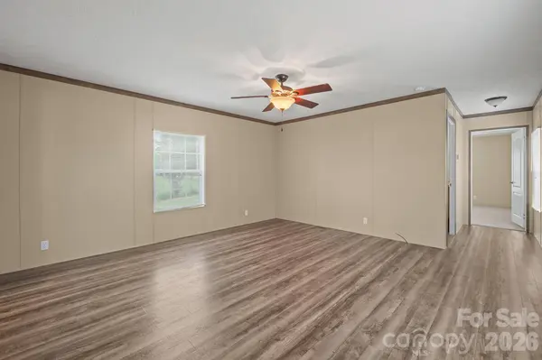 4059 Beach RD, Hudson, NC 28638