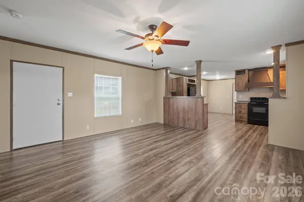 4059 Beach RD, Hudson, NC 28638