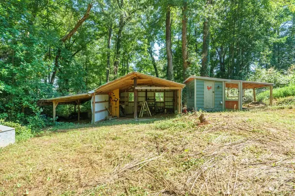2300 Brookwood RD, Lincolnton, NC 28092