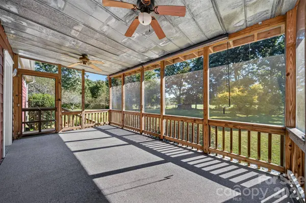 242 Dagenhart Farm RD, Statesville, NC 28677