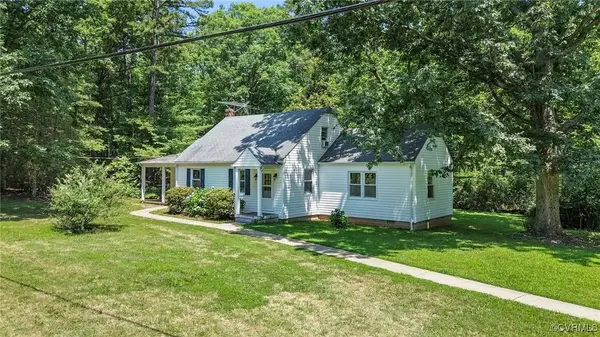 2812 Chapel RD, New Canton, VA 23123