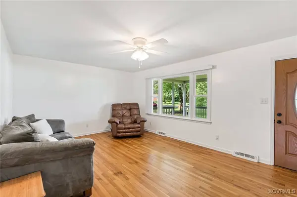 285 Winfrey Inez RD, Dillwyn, VA 23936