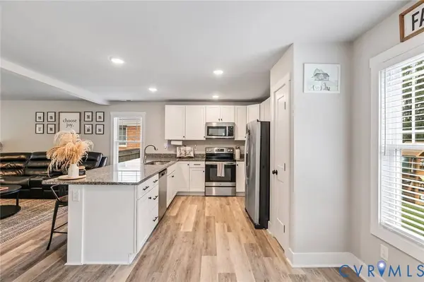 511 5th ST, Blackstone, VA 23824
