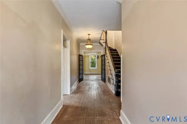 302 College AVE, Blackstone, VA 23824