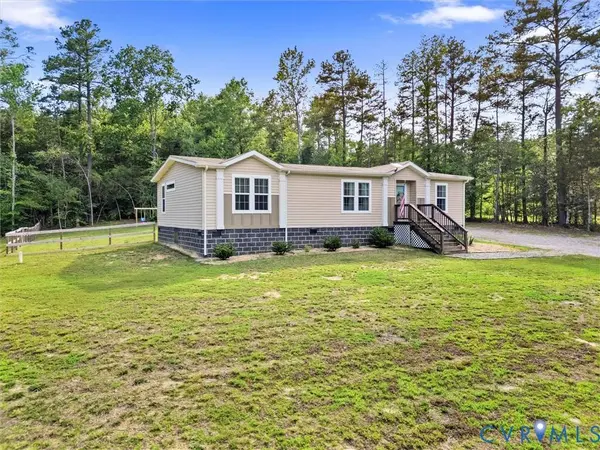 24591 Price DR, Amelia, VA 23002