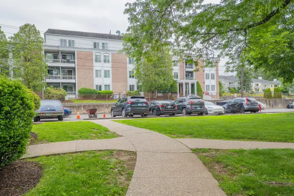 51 Park Avenue #2-13, Danbury, CT 06810
