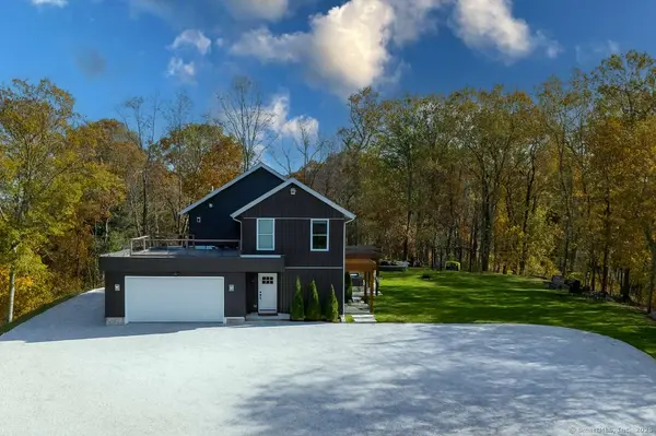 2 Evet Drive, New Fairfield, CT 06812