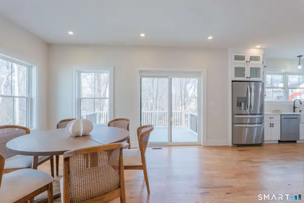 2 Brookview Heights Court, Shelton, CT 06484