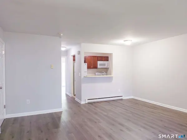 8 Rose Lane #24-11, Danbury, CT 06811
