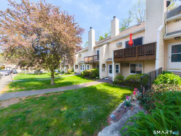 8 Rose Lane #24-11, Danbury, CT 06811