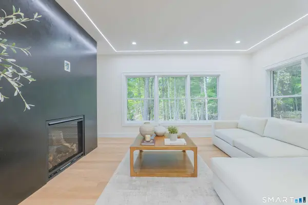 108 Old Farm Road, Weston, CT 06825
