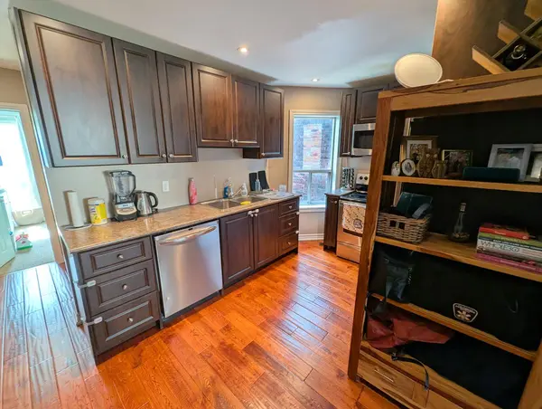 43 Springhurst Ave #2, Toronto, ON M6K 1B4