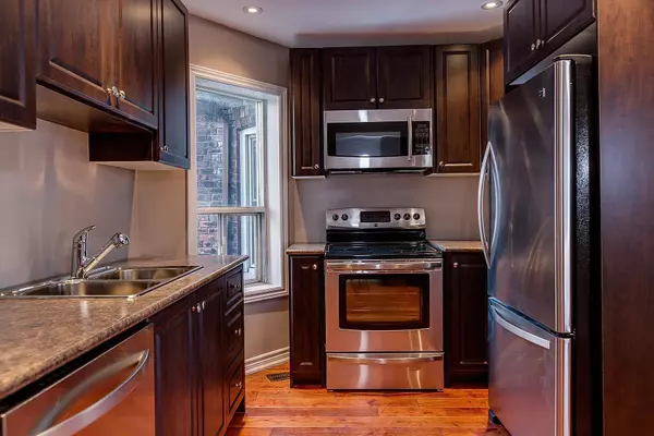 43 Springhurst AVE #2, Toronto W01, ON M6K 1B4