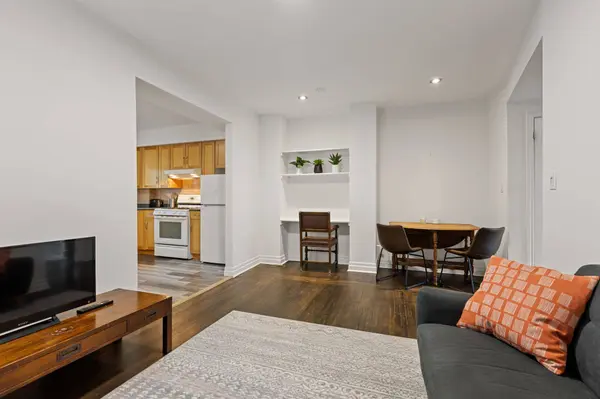 60 Parkdale RD, Toronto W01, ON M6R 1E2