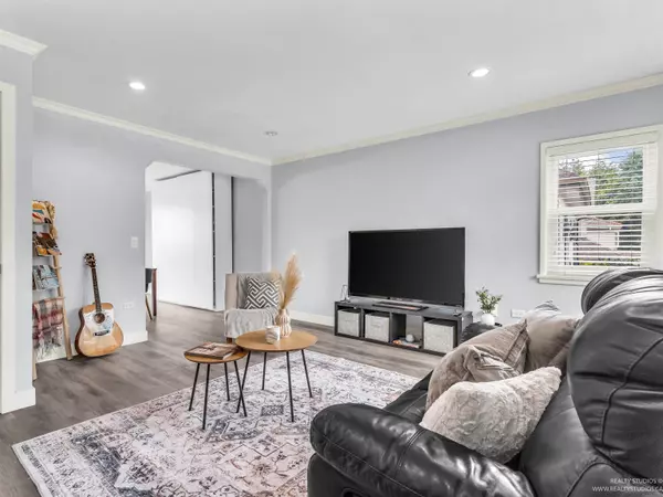 45 Renfrew St, Vancouver, BC V5K 4A5