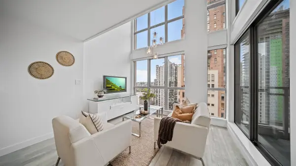 1238 Richards ST, Vancouver, BC V6B 6M6