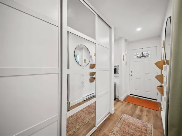 6022 E Greenside DR, Surrey, BC V3S 5M8