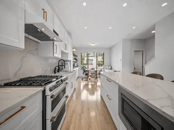 3105 Dayanee Springs BLVD #186, Coquitlam, BC V3E 0C2