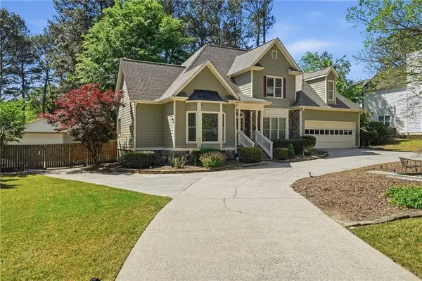 212 Gates Mill DR, Lawrenceville, GA 30045