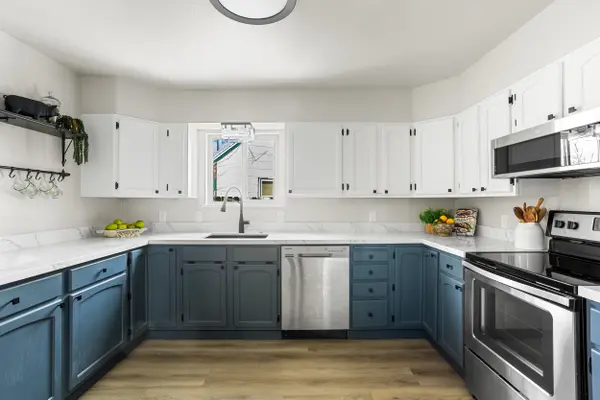 3305 W Harvard Ave, Denver, CO 80219-5322