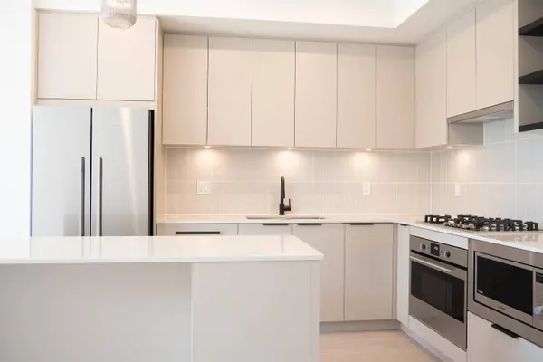 921 Grant ST #110, Coquitlam, BC V3J 0S2
