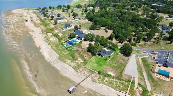 1578 Shoreline Drive, Mabank, TX 75143