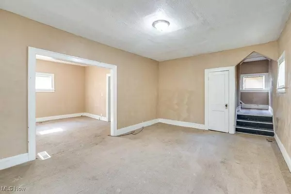 11402 Avon AVE, Cleveland, OH 44105