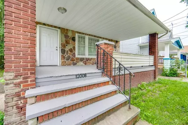 12008 Continental AVE, Cleveland, OH 44120